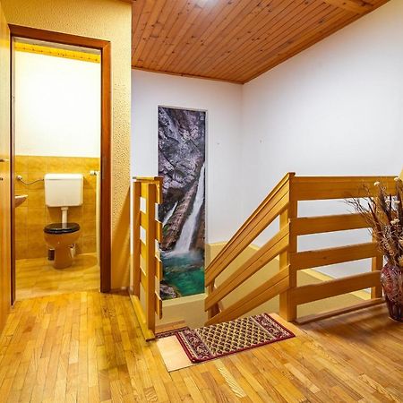 Farm Stay Trlej Begunje na Gorenjskem Extérieur photo
